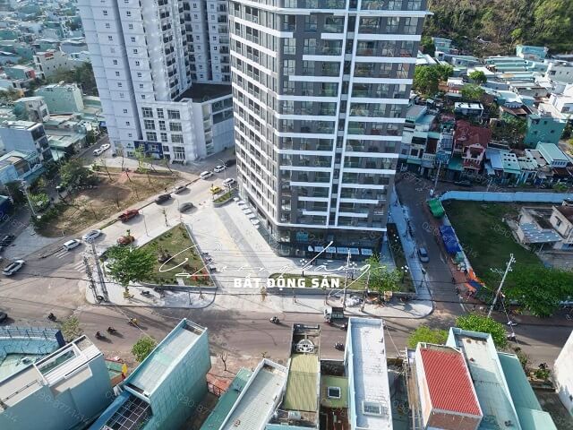 Hinh ảnh khối đế của dự án Phú Tài Central Life